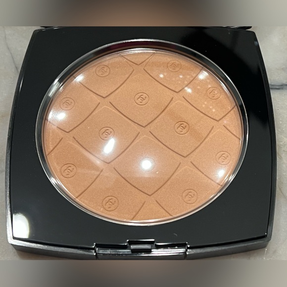 ✨NEW✨ CHANEL Les Beiges Oversize Healthy Glow Sunkissed Powder - Limited Edition - Picture 5 of 6